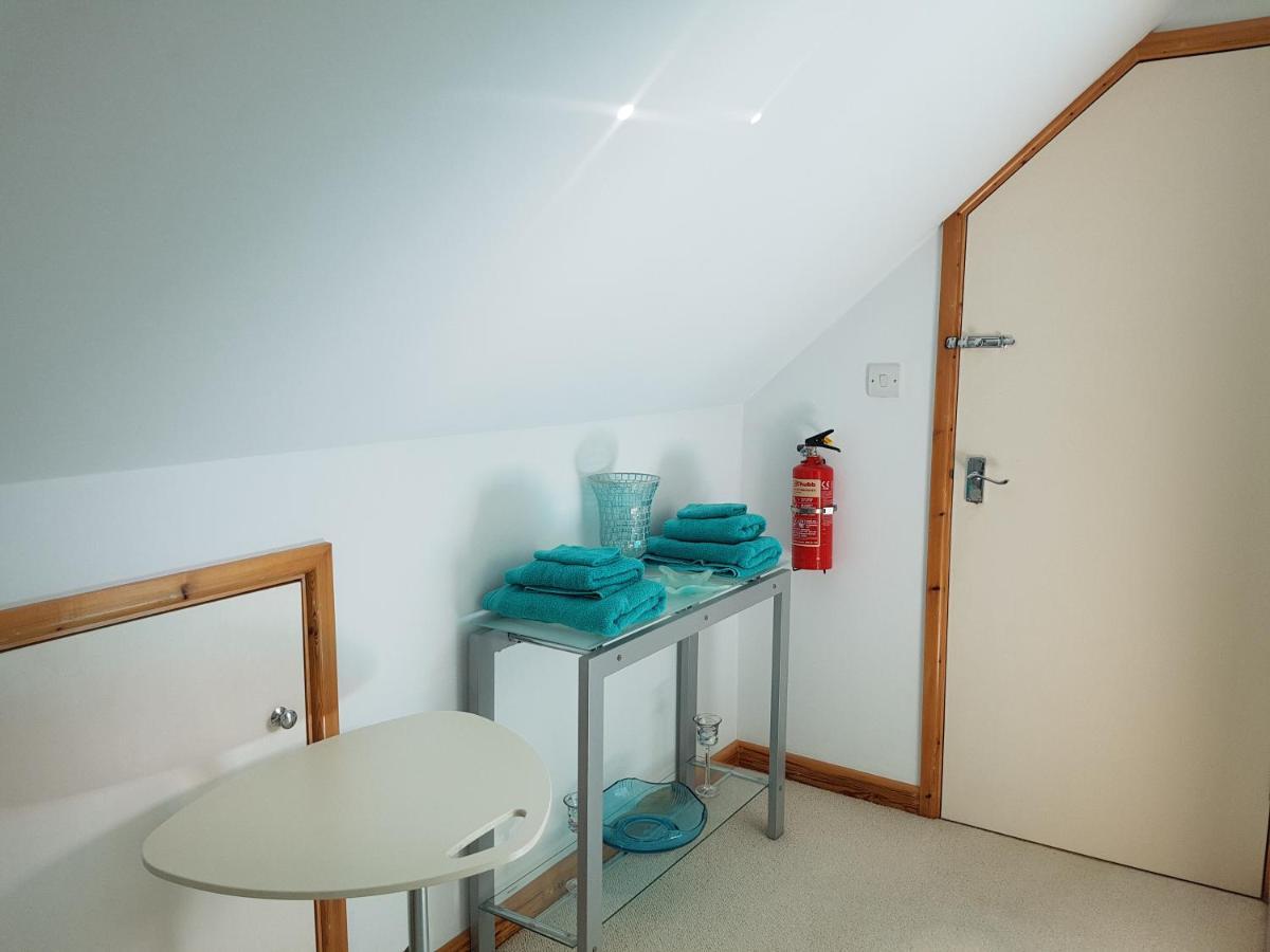 Meadow Oak Accommodation Bodmin Exteriör bild